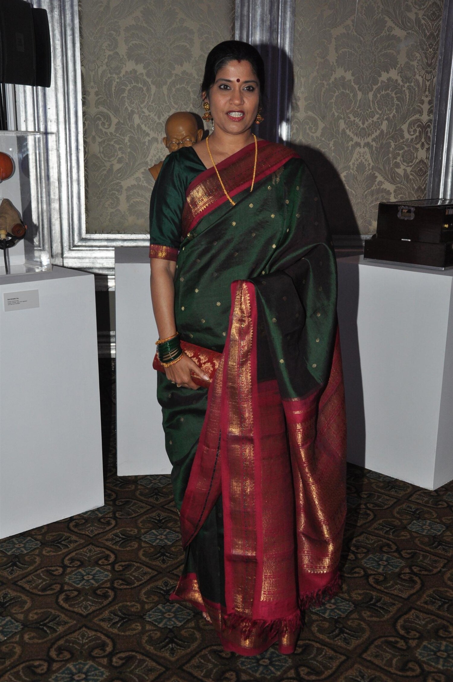 Renuka Shahane Rana At The PASSIONATELY INDIAN Fundraiser By Surabhi ...