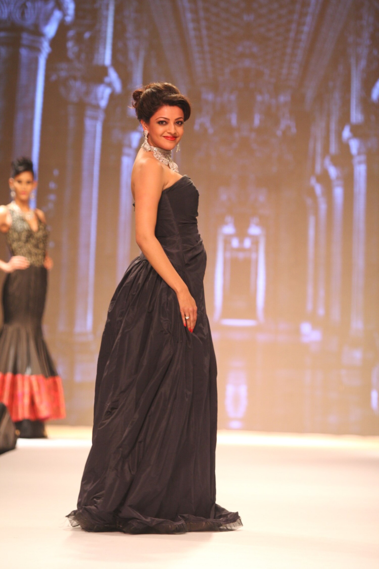 kajal agarwal ramp walk photos kajal agarwal ramp walk photos
