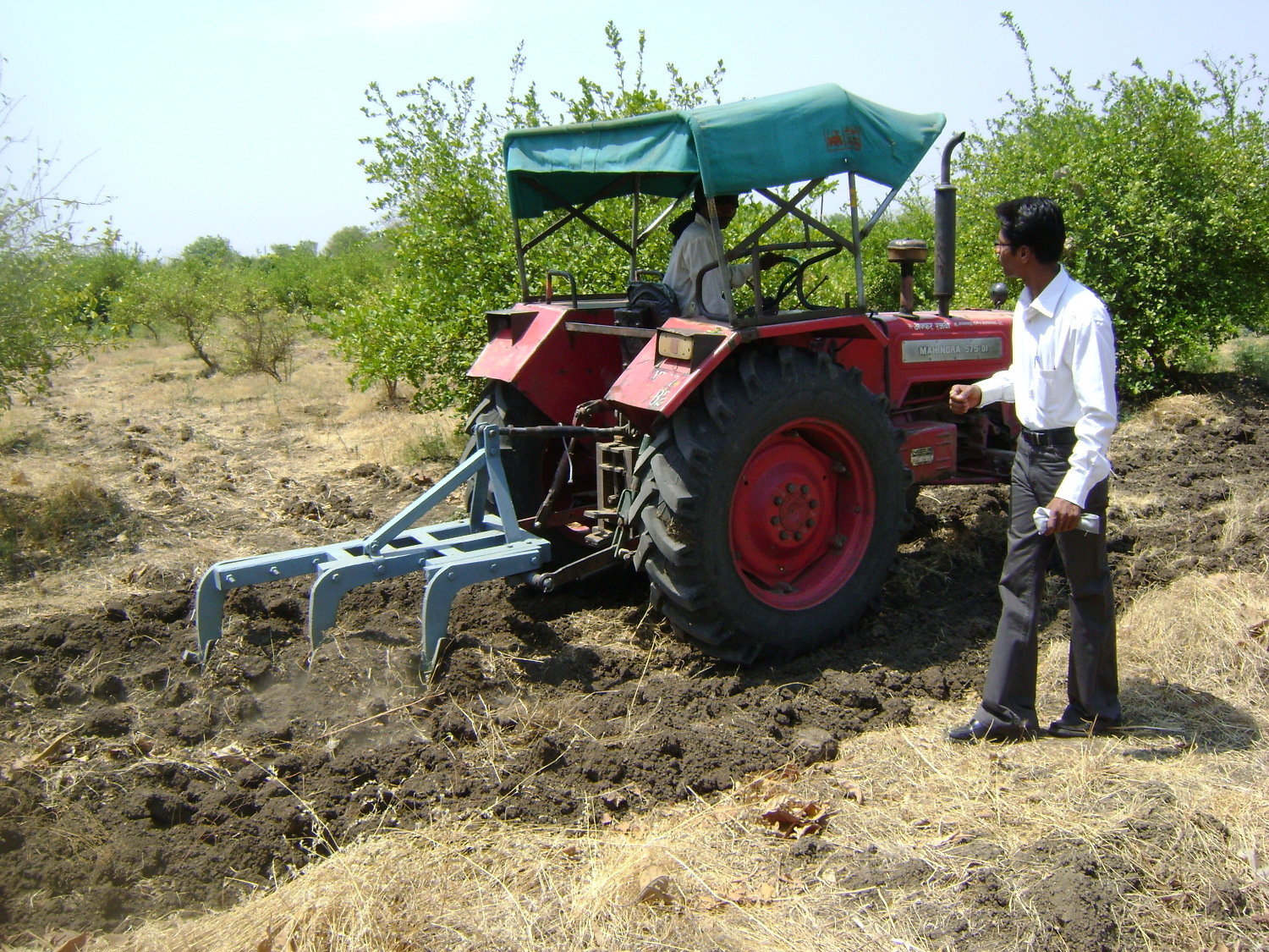 farm-mechanization-agricultural-extension-education-on-rediff-pages