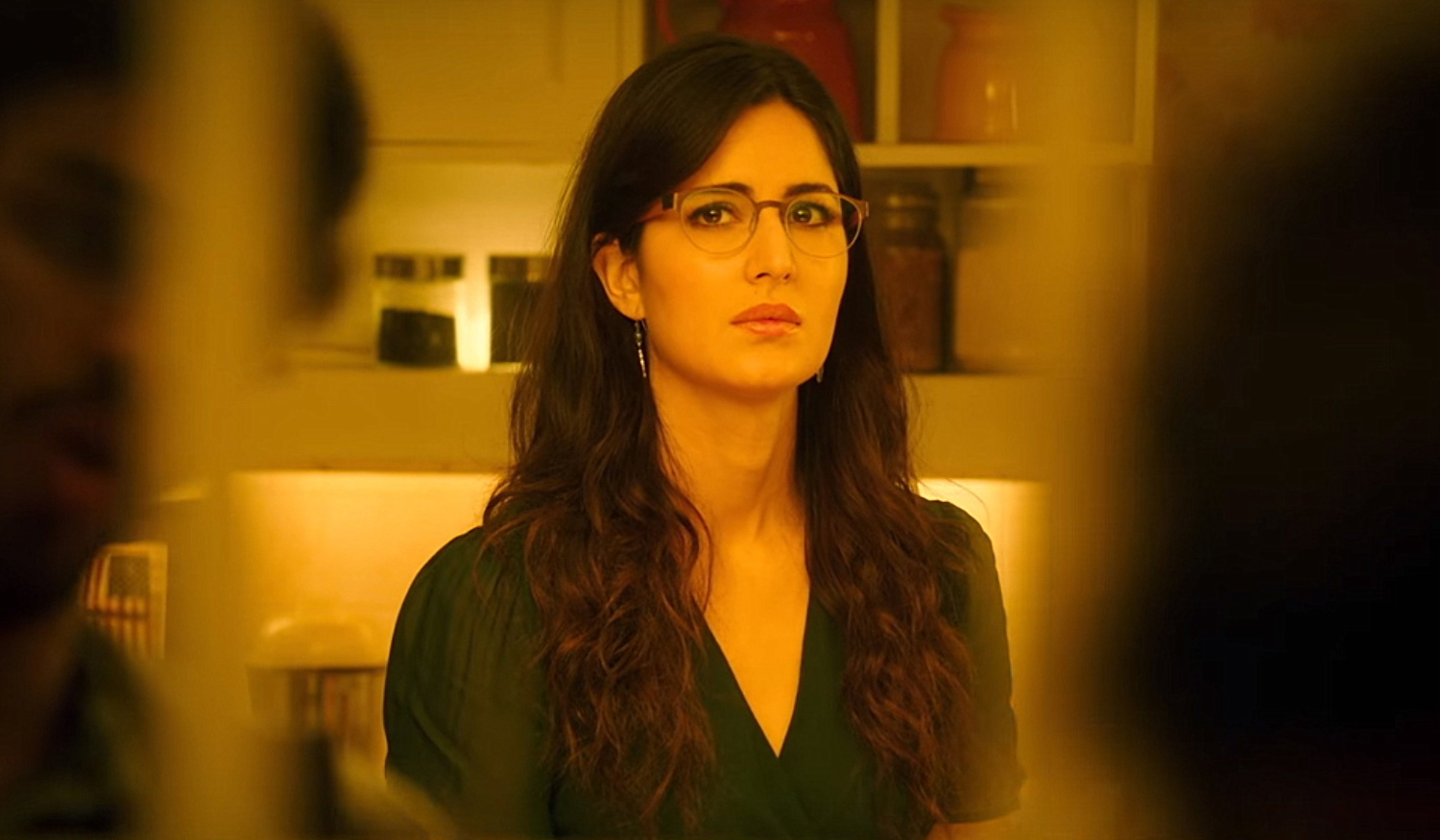Katrina Kaif Jagga Jasoos Movie Khaana Khaake Song Pics 2 : jagga