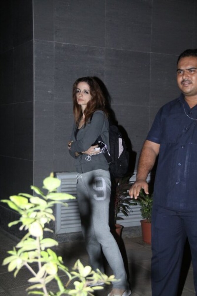 Sussanne Roshan at Hinduja Surgicals to see husband Hrithik Roshan post