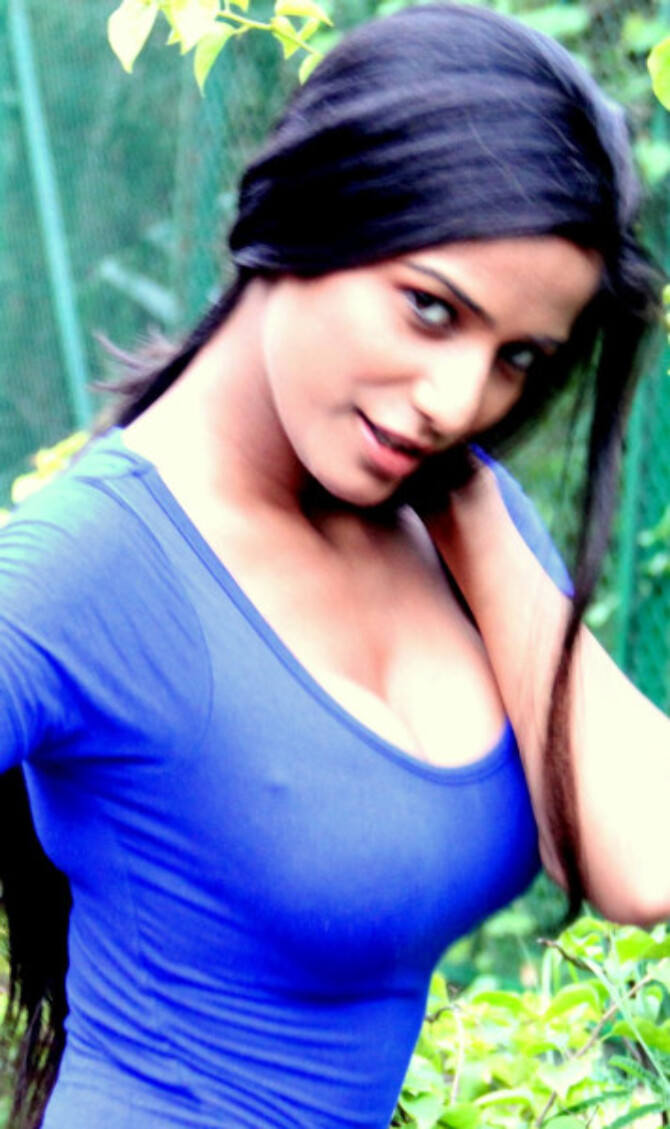 Poonam Pandey Hottest Image
