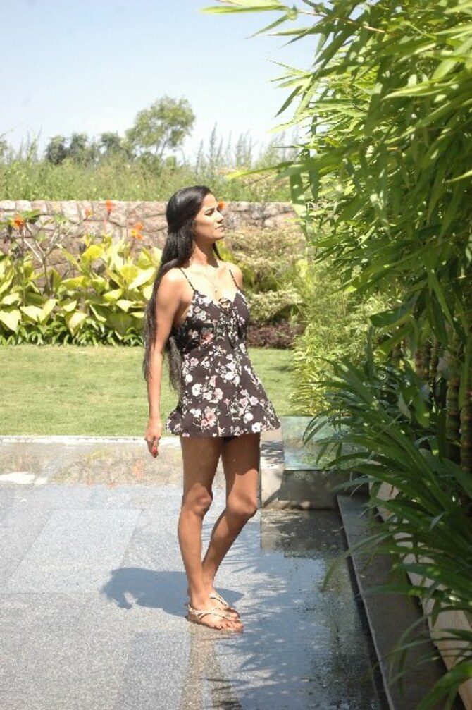poonam pandey new film opening-photo42